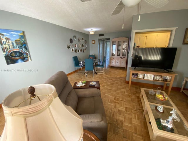 5 of 11 - 430 Southampton B 430, West Palm Beach, FL