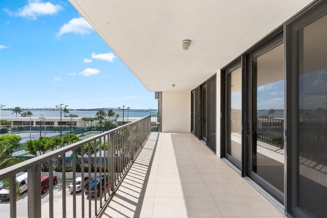 3 of 32 - 1915 Brickell Ave C506, Miami, FL