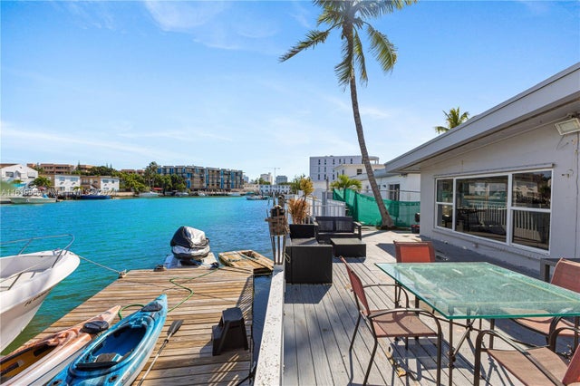 5 of 16 - 8221 Crespi Blvd, Miami Beach, FL