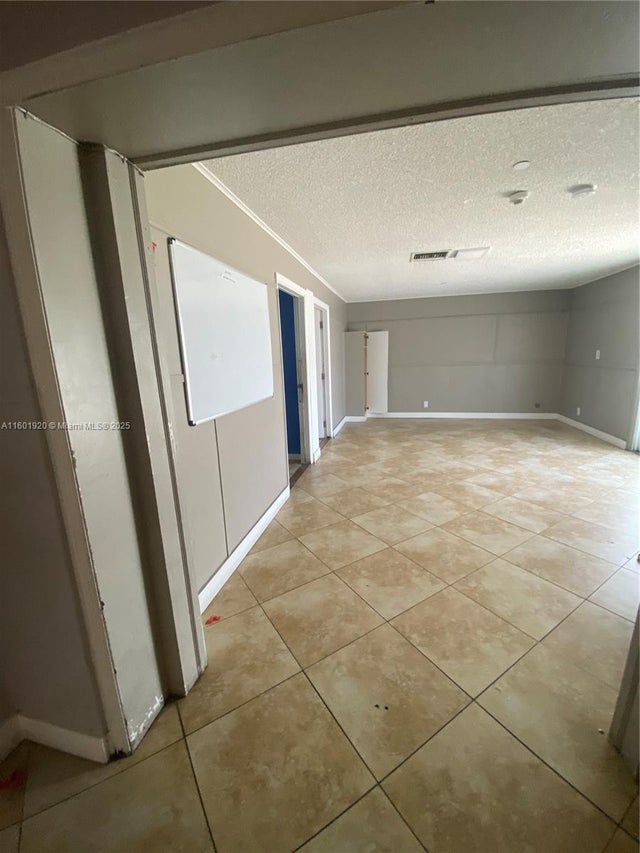 3 of 26 - 1926 Ramsey Dr, Lake Worth, FL
