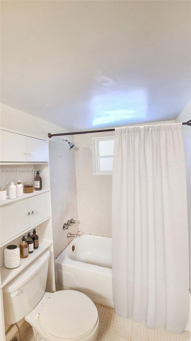 4 of 7 - 7410 Sw 82nd St K211, Miami, FL