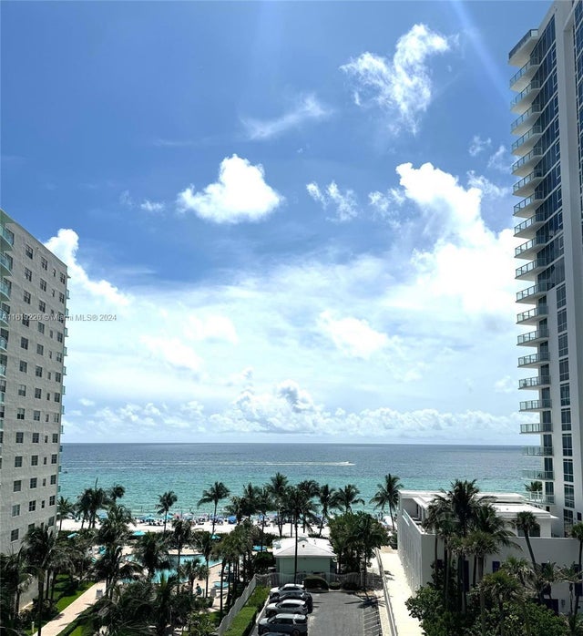 1 of 48 - 3901 S Ocean Dr 7o, Hollywood, FL