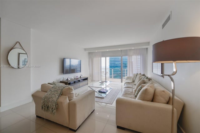 3 of 33 - 1950 S Ocean Dr 19g, Hallandale Beach, FL
