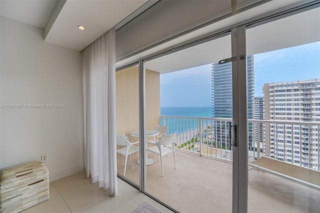 5 of 33 - 1950 S Ocean Dr 19g, Hallandale Beach, FL