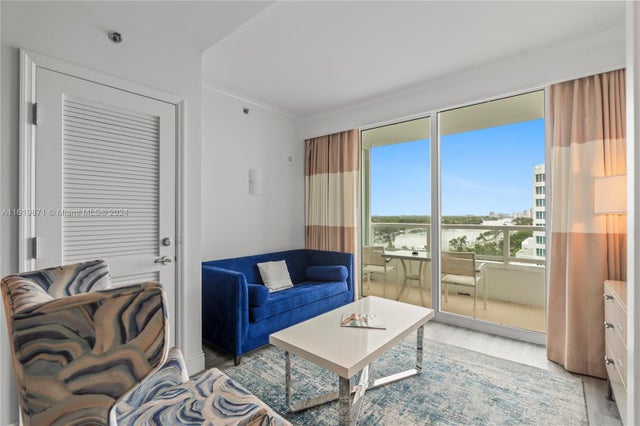 4 of 58 - 4401 Collins Ave 1007, Miami Beach, FL