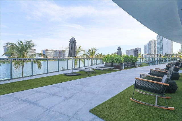 3 of 28 - 3250 Ne 188th Street 204, Aventura, FL