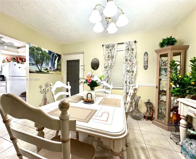 4 of 13 - 2831 Somerset Dr 206, Lauderdale Lakes, FL
