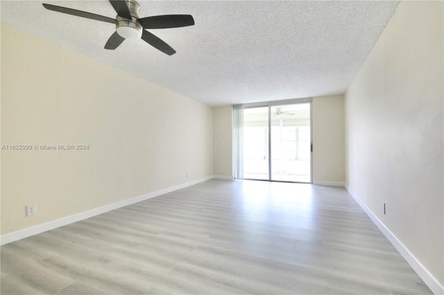 5 of 25 - 6870 Royal Palm Blvd 210m, Margate, FL