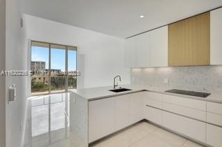 3 of 43 - 2678 Tigertail Av 515, Miami, FL