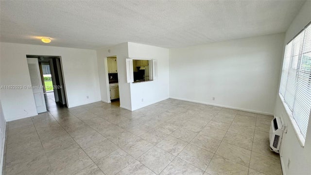 5 of 31 - 18 Hastings B 18, West Palm Beach, FL