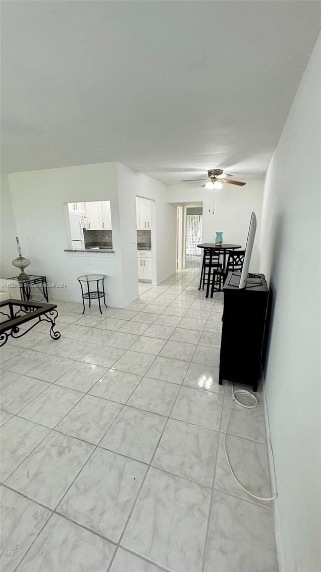 4 of 37 - 163 Coventry G 163, West Palm Beach, FL