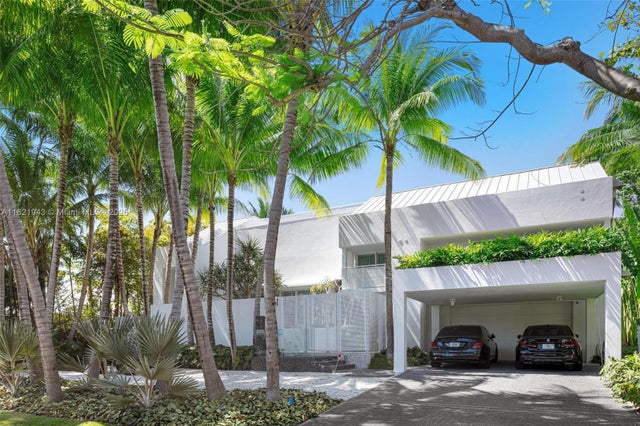 5 of 49 - 161 Cape Florida Dr, Key Biscayne, FL