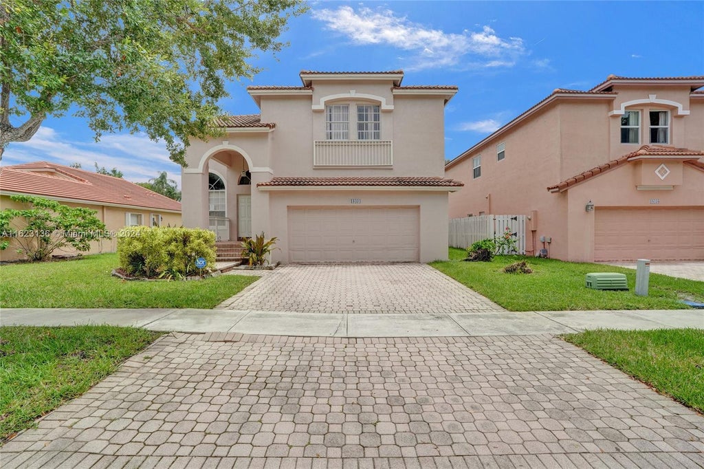 18434 Nw 9th St, Pembroke Pines Home For Sale 629,900