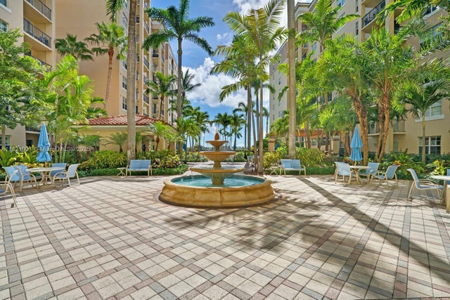 1 of 20 - 1801 N Flagler Dr 716, West Palm Beach, FL