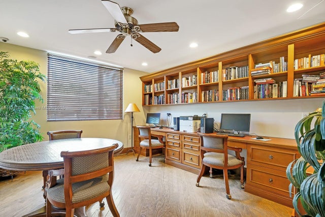 4 of 20 - 1801 N Flagler Dr 716, West Palm Beach, FL