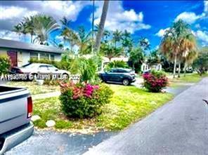 2 of 32 - 4109 Hayes St, Hollywood, FL