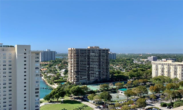 3 of 37 - 1800 Ne 114th St 2309, Miami, FL