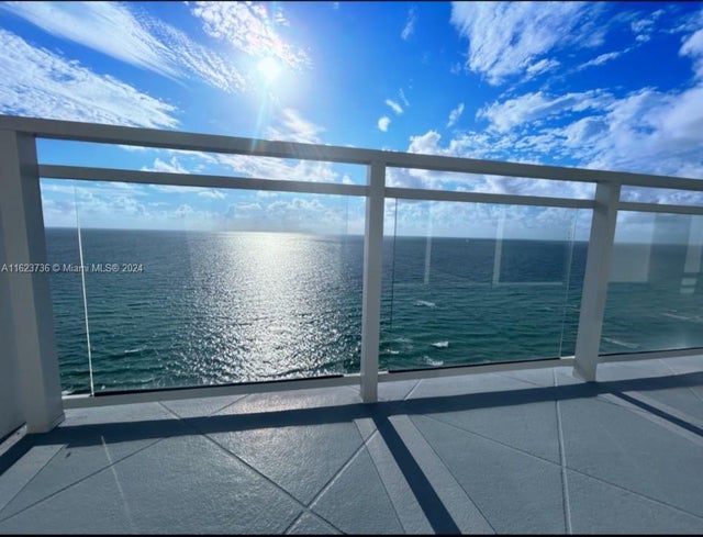 3 of 49 - 2030 S Ocean Dr 2220, Hallandale Beach, FL