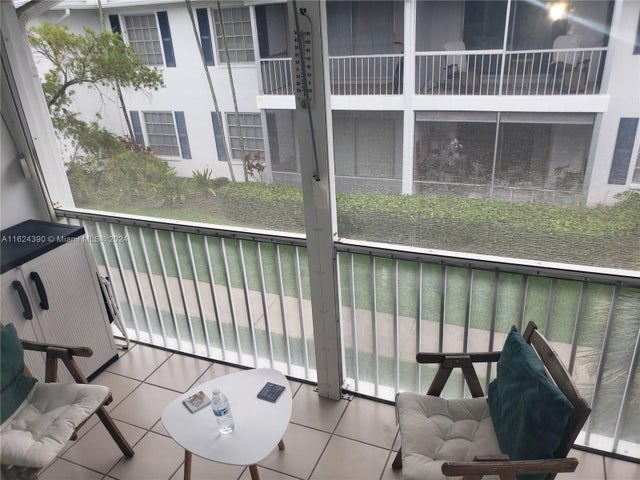 3 of 39 - 2220 Ne 68th St 1028, Fort Lauderdale, FL