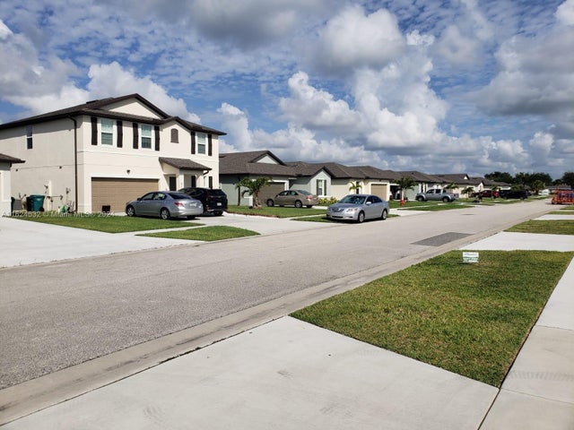 2 of 4 - N/A, Fort Pierce, FL