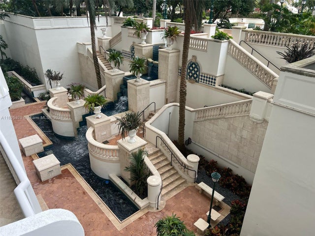 1 of 31 - 2000 Island Blvd 405, Aventura, FL