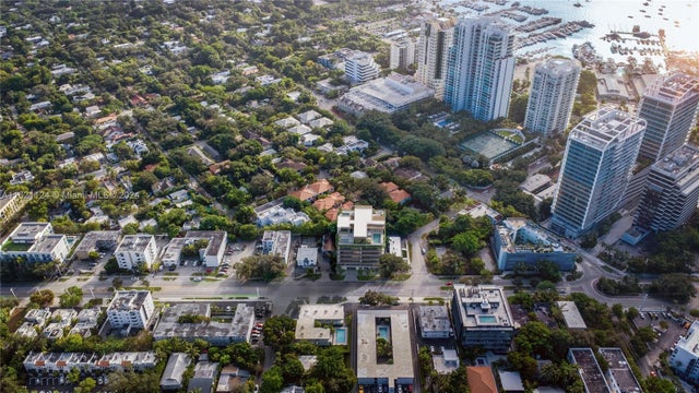 3 of 25 - 3137 Sw 27th Ave 2c, Miami, FL