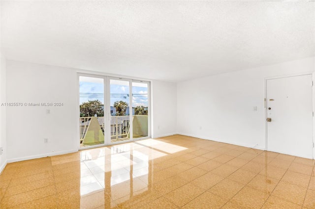 3 of 26 - 7133 Bay Dr 401, Miami Beach, FL