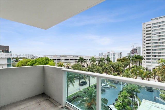 1 of 14 - 1200 West Ave 515, Miami Beach, FL