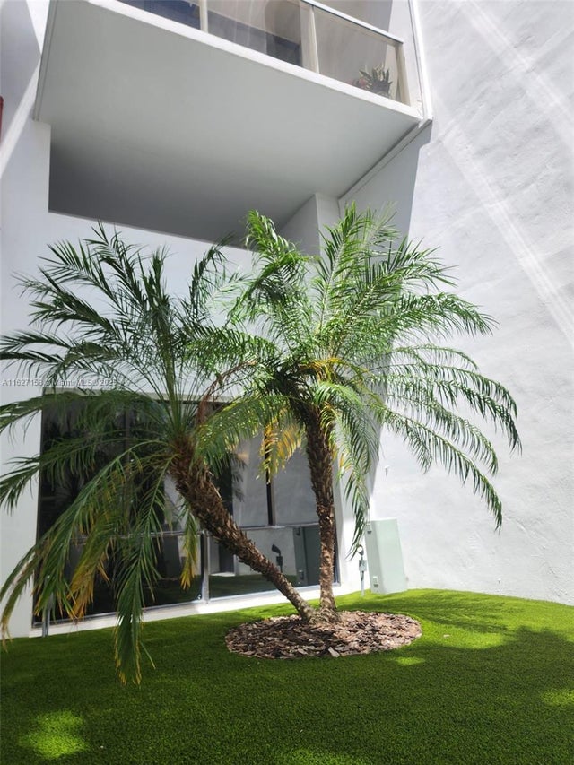 3 of 56 - 3731 N Country Club Dr 2127, Aventura, FL