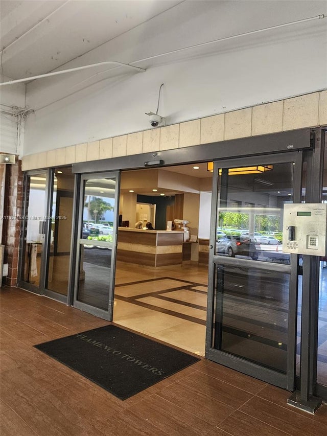 4 of 56 - 3731 N Country Club Dr 2127, Aventura, FL