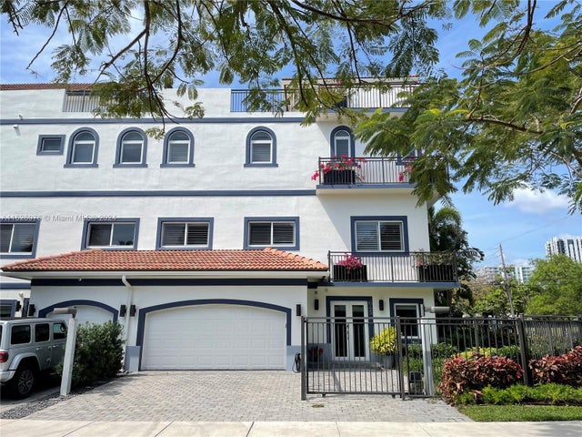 1 of 49 - 645 Ne 9th Ave, Fort Lauderdale, FL
