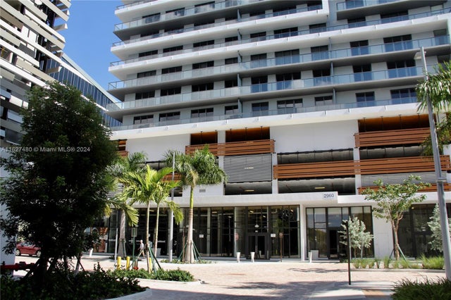 1 of 19 - 2960 Ne 207th St 602, Aventura, FL