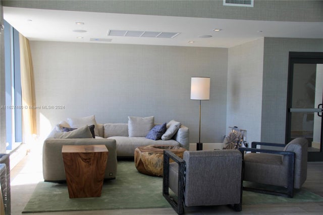 5 of 19 - 2960 Ne 207th St 602, Aventura, FL