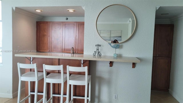 2 of 6 - 5445 Collins Ave 504, Miami Beach, FL