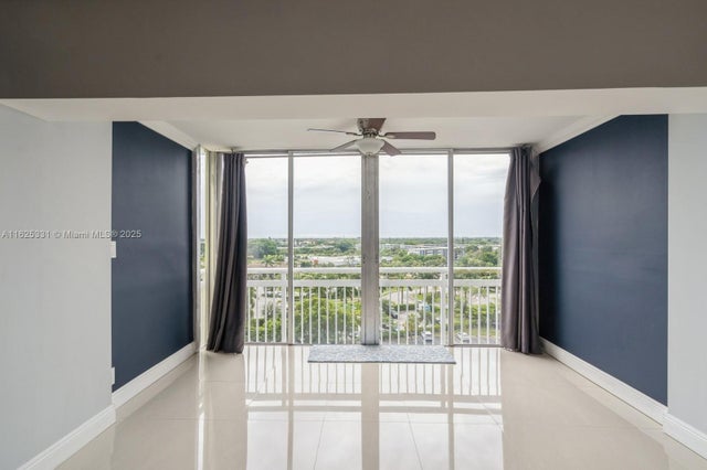 1 of 54 - 4400 Hillcrest Dr 916b, Hollywood, FL