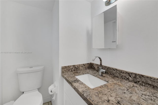 5 of 20 - 1140 Ne 191st St D24, Miami, FL