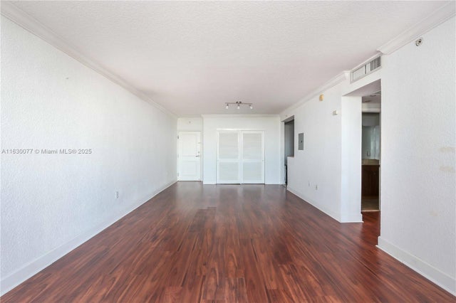 5 of 16 - 401 69 St 411, Miami Beach, FL