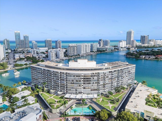 5 of 34 - 900 Bay Dr 319, Miami Beach, FL