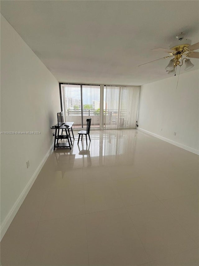 3 of 21 - 3505 S Ocean Dr 502, Hollywood, FL