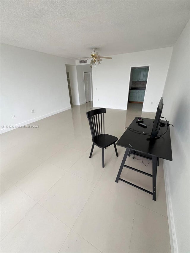 4 of 21 - 3505 S Ocean Dr 502, Hollywood, FL