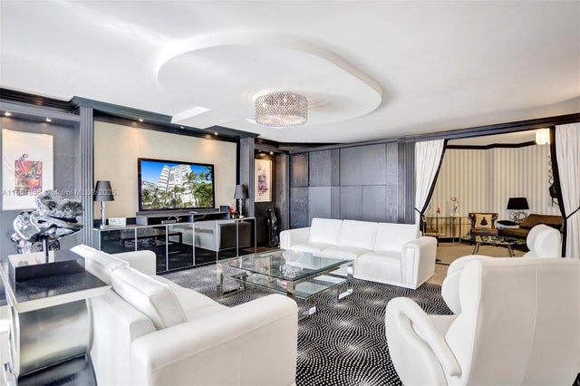 3 of 46 - 21050 Point Pl 403, Aventura, FL