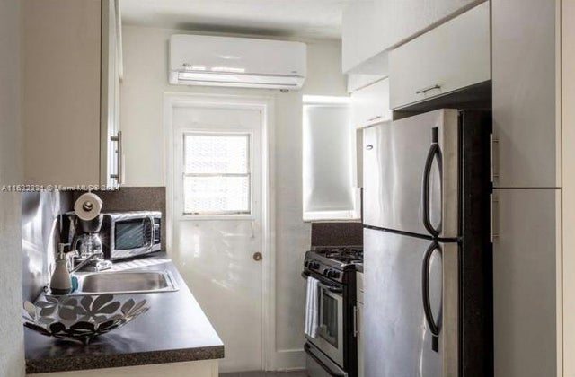 3 of 15 - 4015 Indian Creek Dr 307, Miami Beach, FL