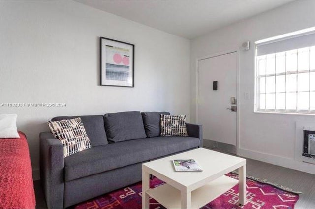 4 of 15 - 4015 Indian Creek Dr 307, Miami Beach, FL