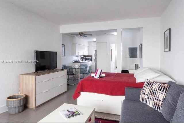 5 of 15 - 4015 Indian Creek Dr 307, Miami Beach, FL
