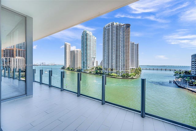 2 of 27 - 300 Biscayne Blvd Way 703, Miami, FL