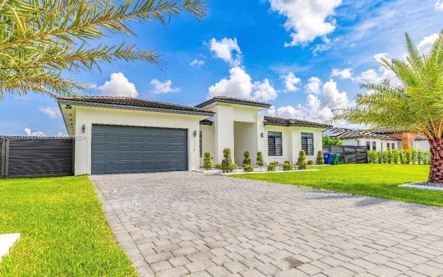 1 of 30 - 13218 Sw 230th St, Miami, FL