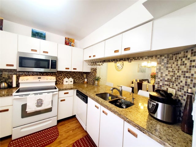 4 of 92 - 2524 Nw 104th Ave 308, Sunrise, FL