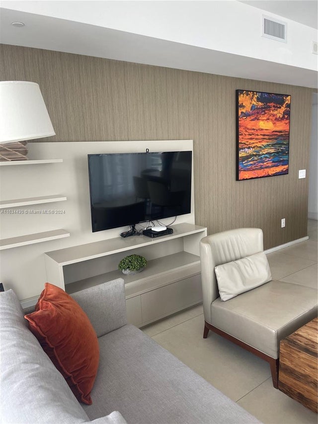 3 of 30 - 4111 S Ocean Dr 3411, Hollywood, FL