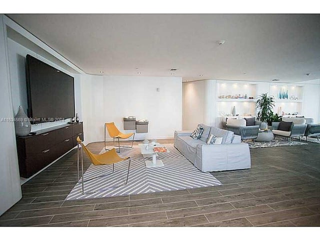 5 of 40 - 2602 E Hallandale Beach Blvd 2905, Hallandale Beach, FL