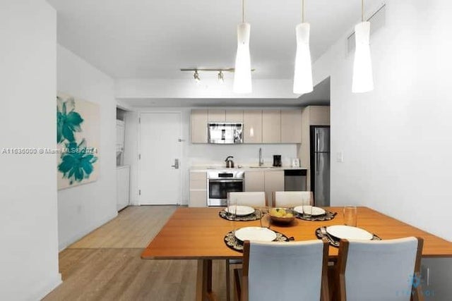 2 of 18 - 2602 E Hallandale Beach Blvd 2706, Hallandale Beach, FL